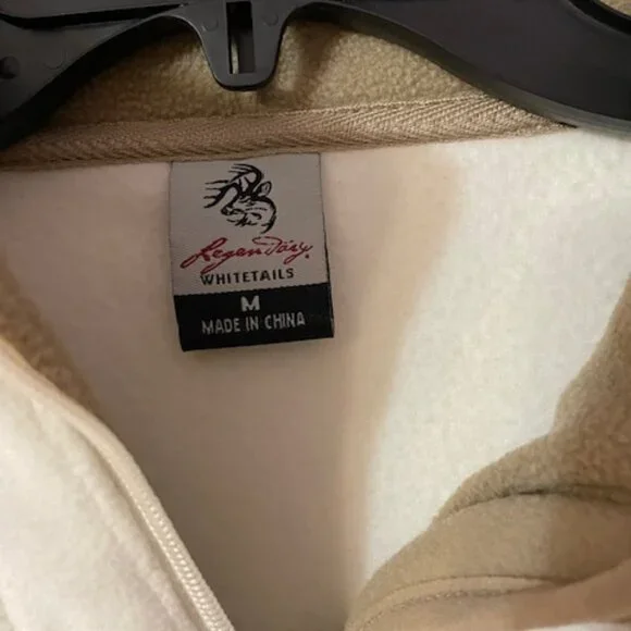 Legendary Whitetails Fleece Quarter Zip (Medium) - Picture 3 of 7